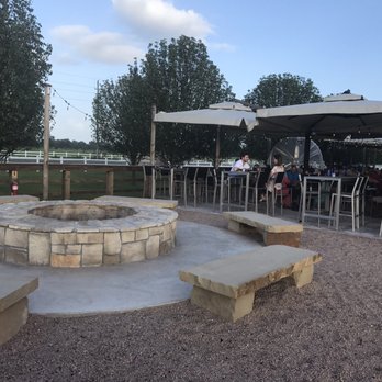 Anthonie's Market Grill - Back of patio - Seafood Near Me - Simonton, Texas
