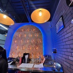 Al Chile Taco Bar - Inside