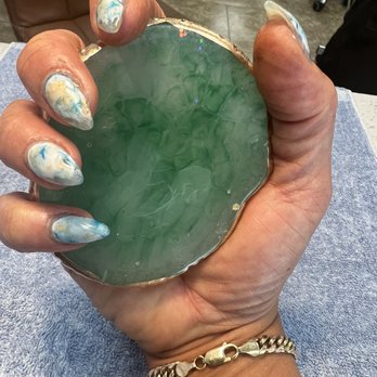 Az Nails And Spa - Nail Salons Near Me - Glendale, Arizona