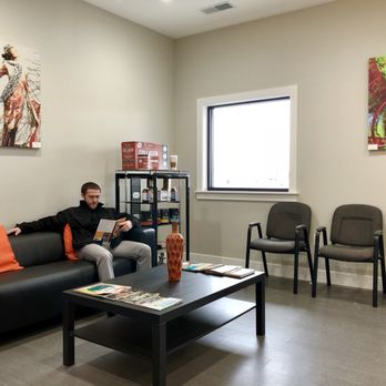 Henry Chiropractic Center - Relaxing waiting room! - Chiropractors Near Me - Columbus, Indiana Henry Chiropractic Center - Relaxing waiting room! - Chiropractors Near Me - Columbus, Indiana