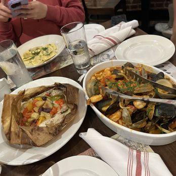 il Canale - Scialatielli Allo Scoglio, Branzino Al Cartoccio, Ravioli Porcini - Italian Near Me - Washington, DC, District of Columbia
