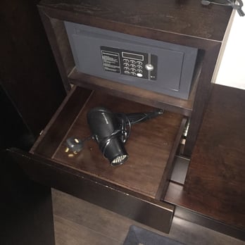 Fraser Suites Queens Gate - Safe and hair dryer - Hotels Near Me - London, XGL