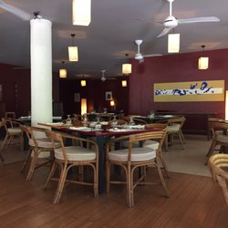La Terrasse Cafe - Early pm dinner (or late lunch= lots of space )