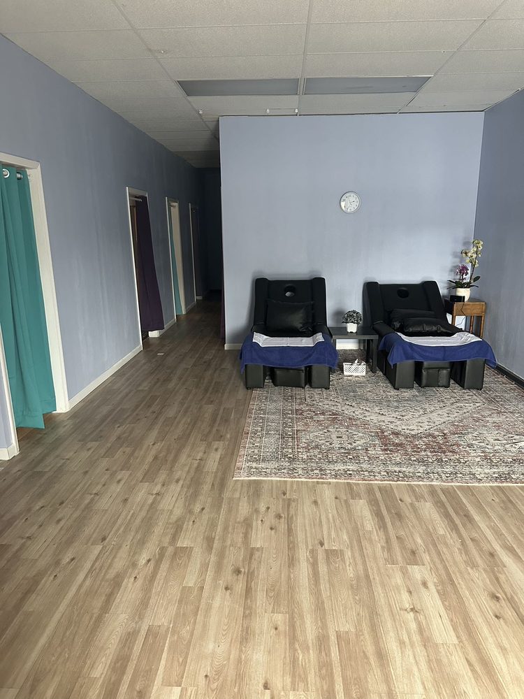 ASIAN MASSAGE Updated September 2024 14 Photos 4134 Alexandria