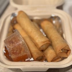 Yelp Experience: Friday Thai Day with Papaya Tree - Fried rolls.
