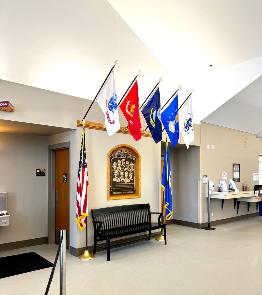 MAPLEWOOD CITY HALL Updated September 2024 10 Reviews 1830 County