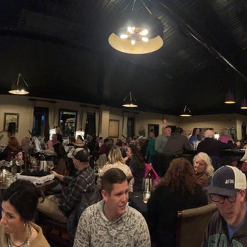 Chenault Vineyards - The place was packed - Wineries Near Me - Richmond, Kentucky