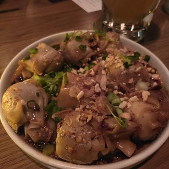 Earls Kitchen + Bar - Spicy won tons - Cocktail Bars Near Me - Honolulu, Hawaii Earls Kitchen + Bar - Spicy won tons - Cocktail Bars Near Me - Honolulu, Hawaii