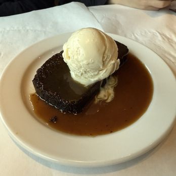 The Snail - Toffee date cake - American Near Me - Brooklyn, New York