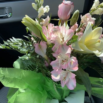 Kikilis Florist - Great value! - Florists Near Me - Tarpon Springs, Florida Kikilis Florist - Great value! - Florists Near Me - Tarpon Springs, Florida