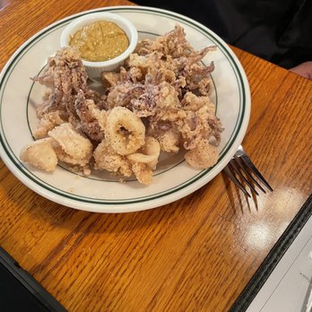 RT's Restaurant - Southern Fried Calamari - Cajun/Creole Near Me - Alexandria, Virginia RT's Restaurant - Southern Fried Calamari - Cajun/Creole Near Me - Alexandria, Virginia