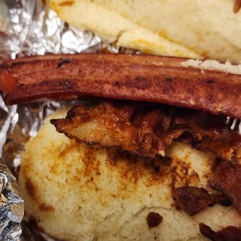 Five Guys - Bacon Cheese Dog - Where's the chees?!!!! - Burgers Near Me - Grandville, Michigan Five Guys - Bacon Cheese Dog - Where's the chees?!!!! - Burgers Near Me - Grandville, Michigan