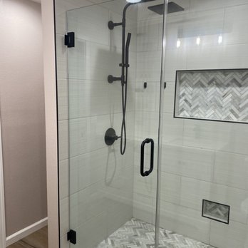 Alberto Pacheco  Construction - New oversized walk in shower - General Contractors Near Me