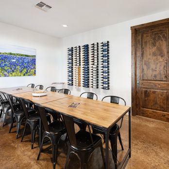 Covington Cellars - Wine Tasting Room Near Me - Hye, Texas