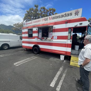 Leonard Jr's Hot Malasadas - Bakeries Near Me - Kaneohe, Hawaii Leonard Jr's Hot Malasadas - Bakeries Near Me - Kaneohe, Hawaii