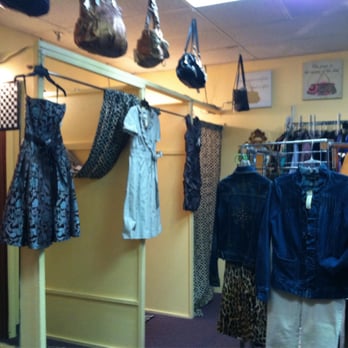 Anything Goes Clothing Consignment Shop - fitting rooms - Used, Vintage & Consignment Near Me - Fairport, New York