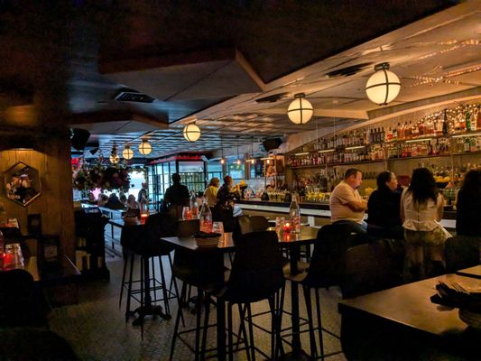 Dutch Fred's by null