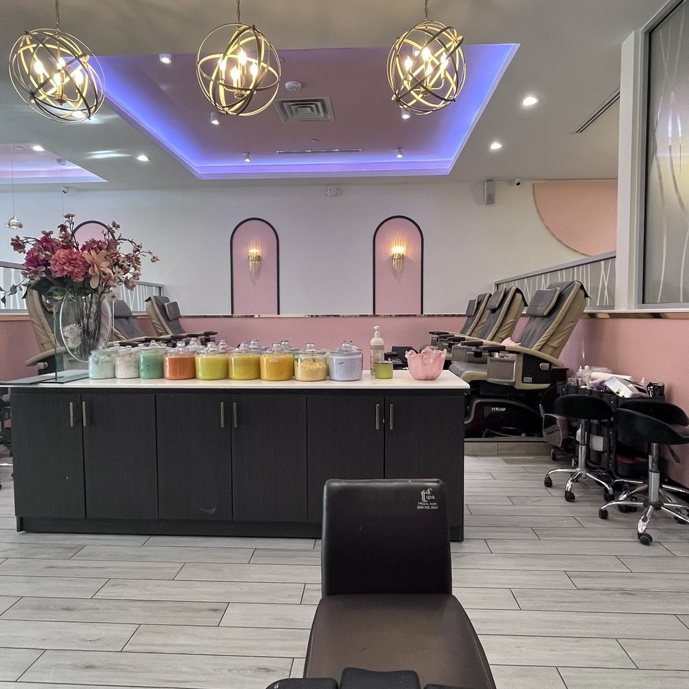 Aura Nail & Spa - Nail Salons Near Me - Houston, Texas