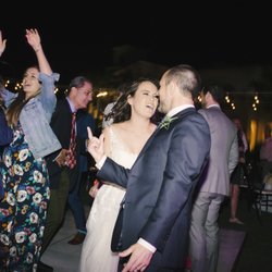 TMC Entertainment - We didn't leave the dance floor! Victor is the best dj.