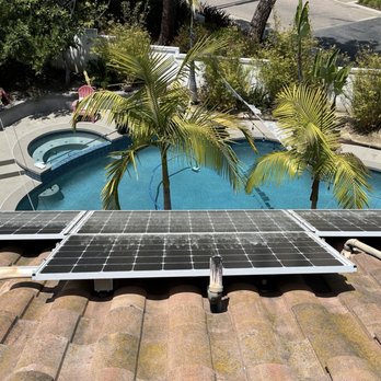 Eco Window Cleaning - Before. - Window Washing Near Me - Oceanside, California