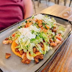 Beto's Tacos - Super Huaraches -