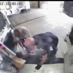 St Petersburg Police Department - Failed to secure him correctly