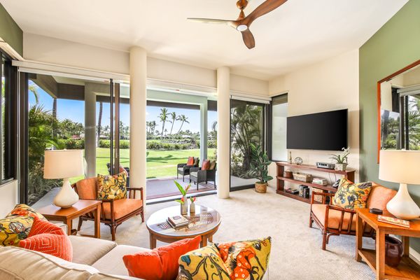 Mauna Lani Point by null