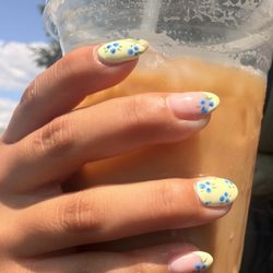 Sunshine Nails