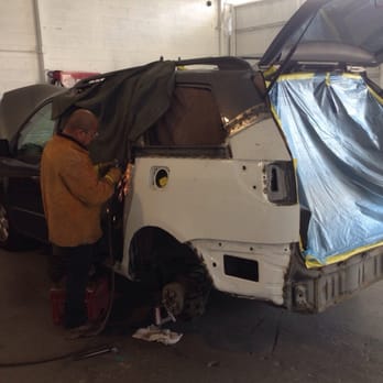 Fix Auto Paramount - Certified technician - Body Shops Near Me - Paramount, California Fix Auto Paramount - Certified technician - Body Shops Near Me - Paramount, California