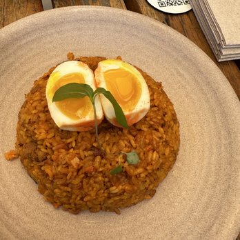 Darling Aviary - Red rice, six minute eggs and sausage - Bars Near Me - Sacramento, California