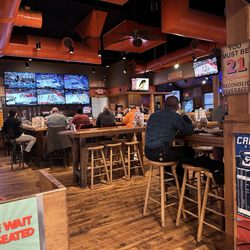 Hooters