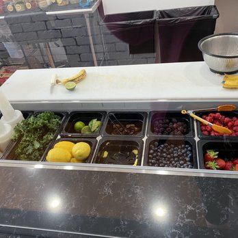 BanaSun Smoothie Bar - The fresh fruit and veggies for your smoothies and bowls - Juice Bars & Smoothies Near Me - Cincinnati, Ohio BanaSun Smoothie Bar - The fresh fruit and veggies for your smoothies and bowls - Juice Bars & Smoothies Near Me - Cincinnati, Ohio