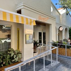 Oceano Kitchen - Entrance