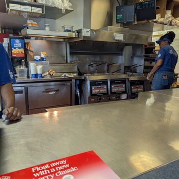 White Castle - Fast Food Near Me - Pontiac, Michigan White Castle - Fast Food Near Me - Pontiac, Michigan