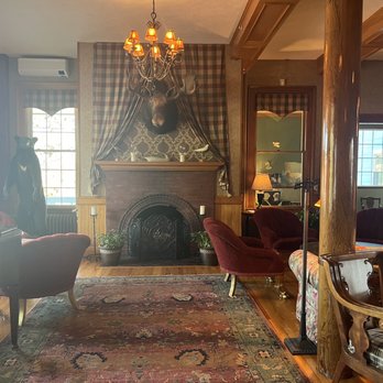 The Rangeley Inn & Tavern - Hotels Near Me - Rangeley, Maine The Rangeley Inn & Tavern - Hotels Near Me - Rangeley, Maine