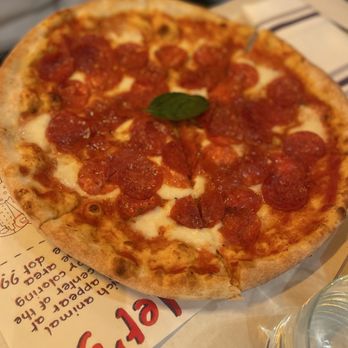 Serafina Financial District - Pepperoni Pizza - Italian Near Me - New York, New York Serafina Financial District - Pepperoni Pizza - Italian Near Me - New York, New York