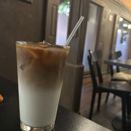 Ice vanilla latte