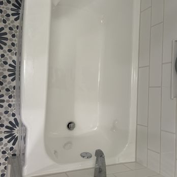 Sharp Refinishing - Refinished bathtub - Refinishing Services Near Me Sharp Refinishing - Refinished bathtub - Refinishing Services Near Me