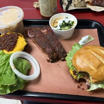 The Chuckwagon 719 - The burger you need!!! - Barbeque Near Me - Colorado Springs, Colorado