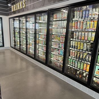 Chevron ExtraMile - Huge variety of drinks - Gas Stations Near Me - Kettleman City, California