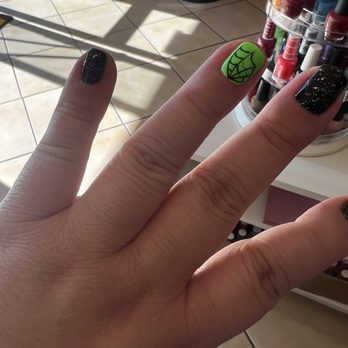 Fellini Nail Studio - Halloween nail art - Nail Salons Near Me - Santa Clara, California