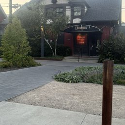 L’ALBATROS - Updated March 2026 - 1053 Photos & 1041 Reviews - 11401 ...