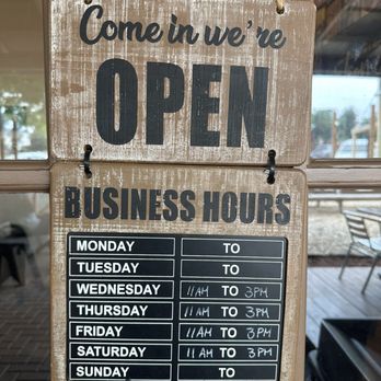 Eaker Barbecue - Hours 5/2024 - Barbeque Near Me - Fredricksburg, Texas Eaker Barbecue - Hours 5/2024 - Barbeque Near Me - Fredricksburg, Texas