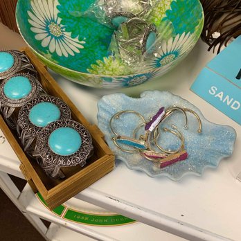 Birds & Bears Boutique - Always try to offer a variety of new and vintage jewlery! - Women's Clothing Near Me - Johnstown, New York Birds & Bears Boutique - Always try to offer a variety of new and vintage jewlery! - Women's Clothing Near Me - Johnstown, New York
