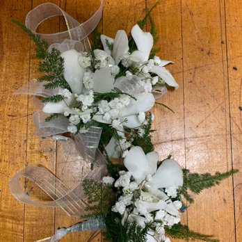 Rogers Flower Shop - Florists Near Me - Ontario, California Rogers Flower Shop - Florists Near Me - Ontario, California