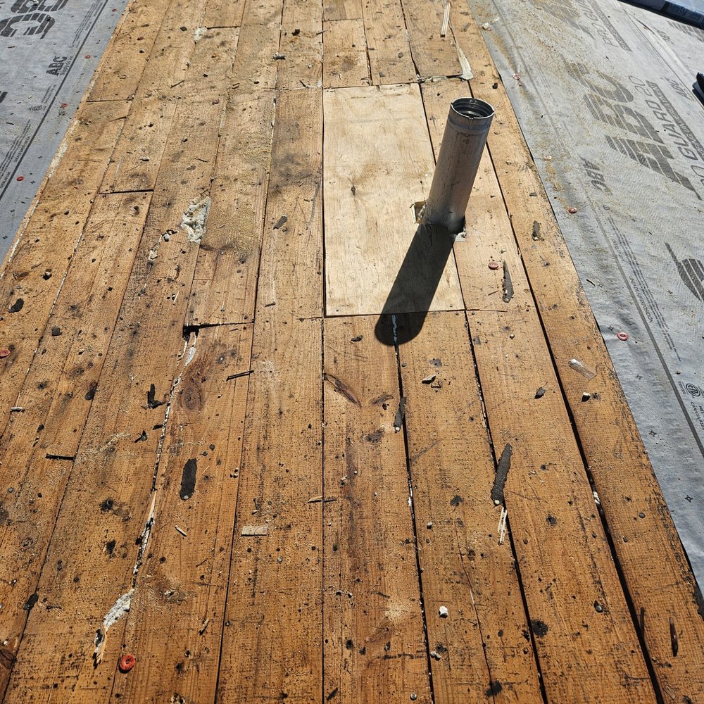 Slide of Emerson Roofing & Siding