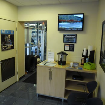 Quick Lane Tire & Auto Center - Waiting Area - Auto Repair Near Me - Milwaukee, Wisconsin Quick Lane Tire & Auto Center - Waiting Area - Auto Repair Near Me - Milwaukee, Wisconsin