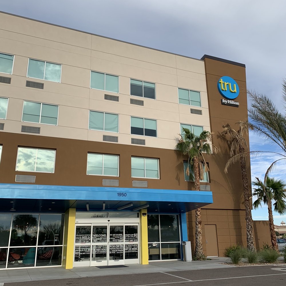 Tru by Hilton Gilbert - Outside view - Hotels Near Me - Gilbert, Arizona Tru by Hilton Gilbert - Outside view - Hotels Near Me - Gilbert, Arizona