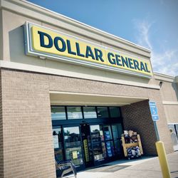 Dollar General - Store Exterior