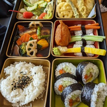 Fuji Sushi - Sushi Bars Near Me - Seattle, Washington